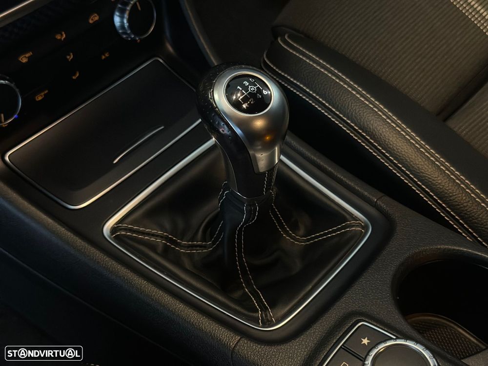 Mercedes-Benz A 180 d Fleet Pack Urban - 24