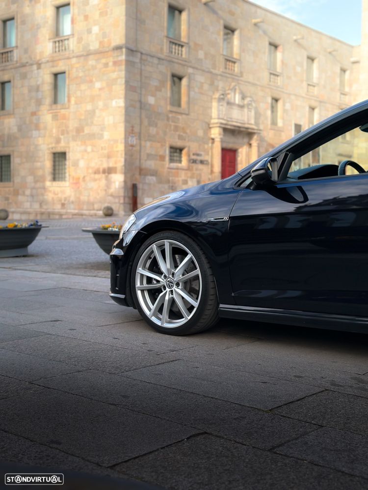 VW Golf R 4Motion BlueMotion DSG - 2