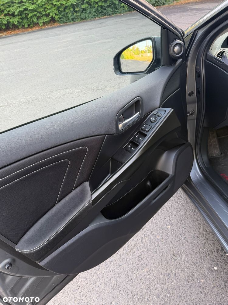 Honda Civic 1.8 Lifestyle (ADAS / Connect+) - 17