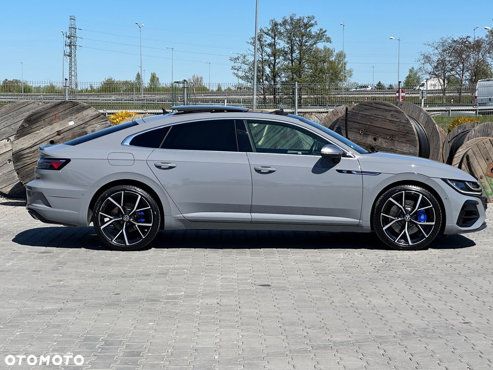 Volkswagen Arteon 2.0 TSI 4Motion R DSG - 9