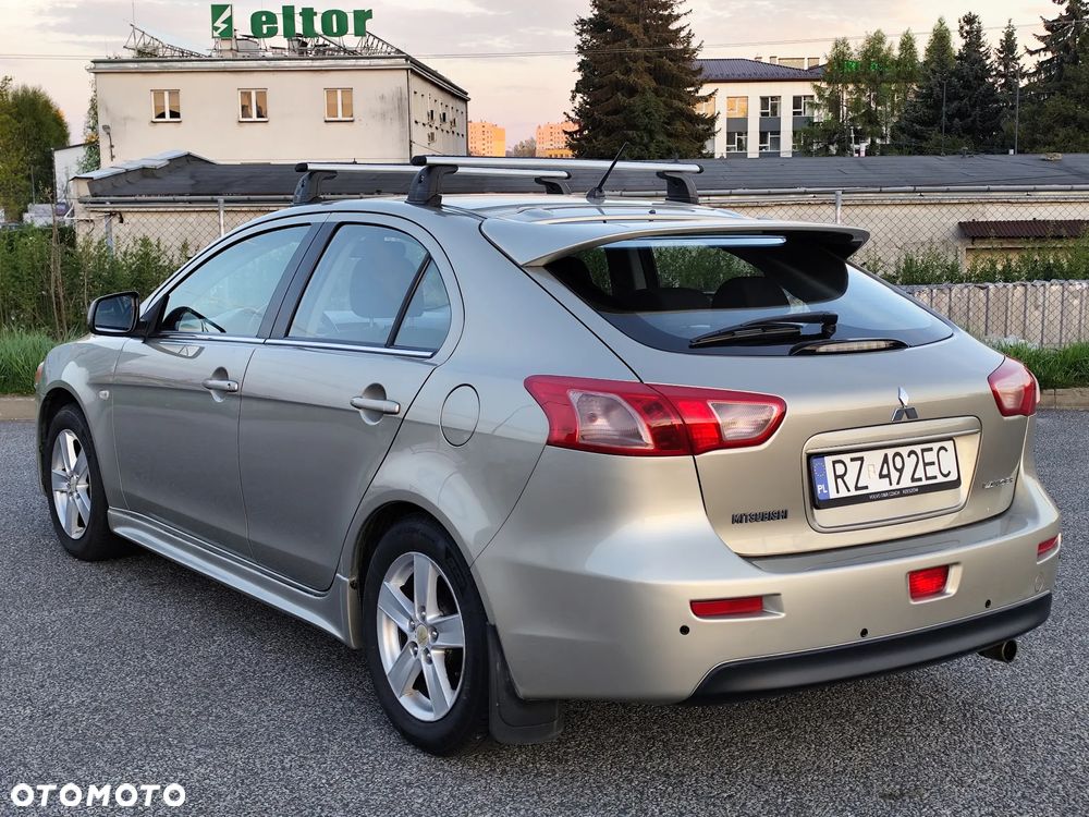 Mitsubishi Lancer 1.8 Inform - 7