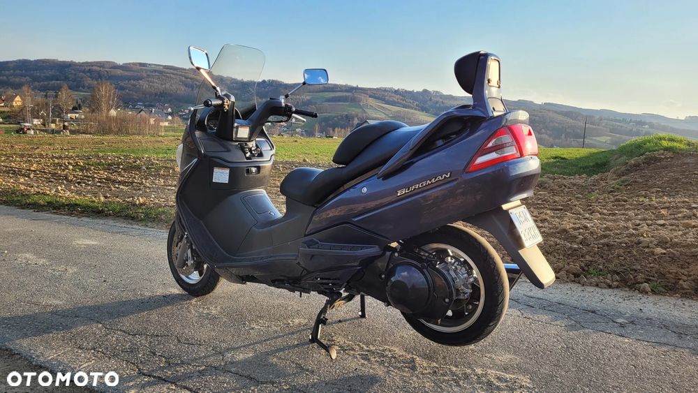 Suzuki Burgman - 1