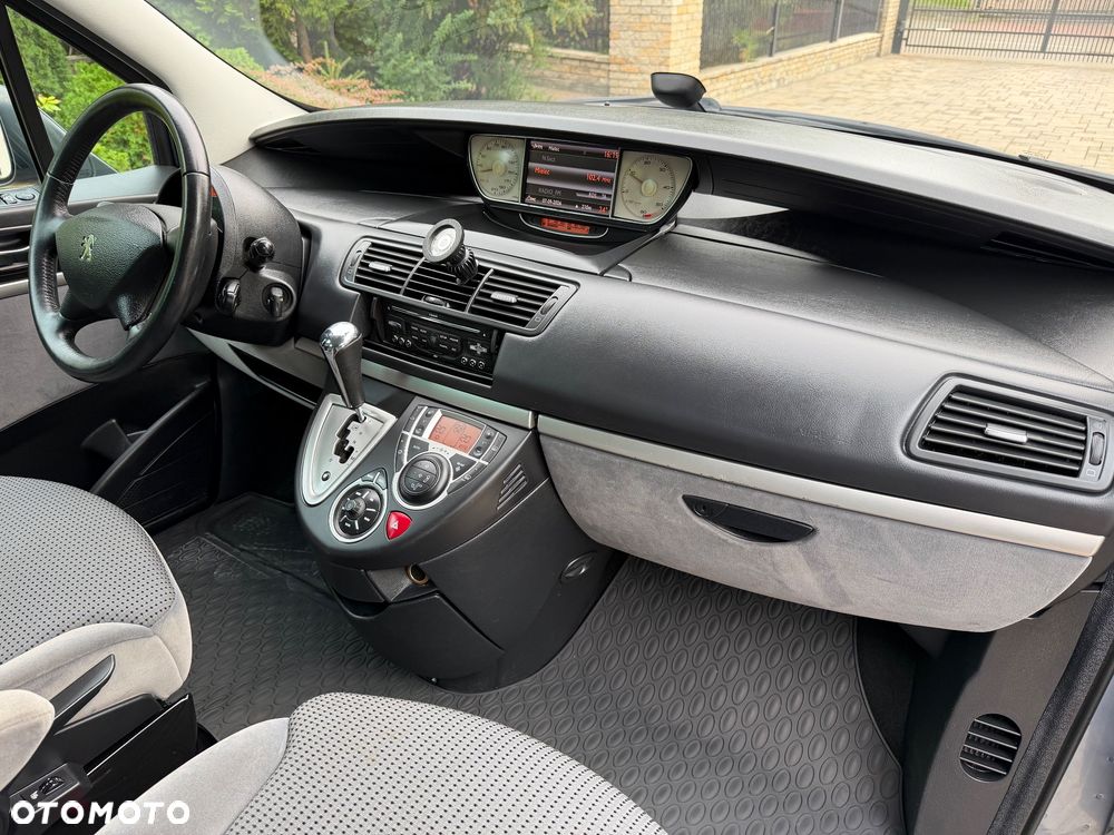 Peugeot 807 - 20