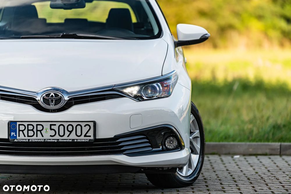 Toyota Auris 1.2 T Dynamic - 11