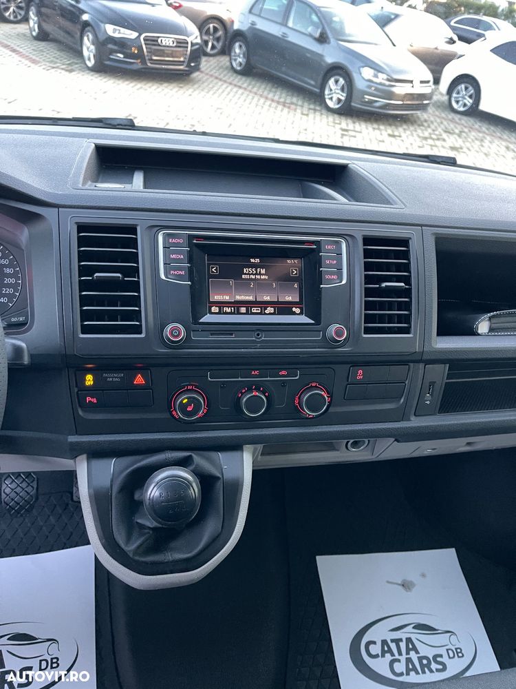 Volkswagen Transporter 2.0TDI  USI SPATE - 32