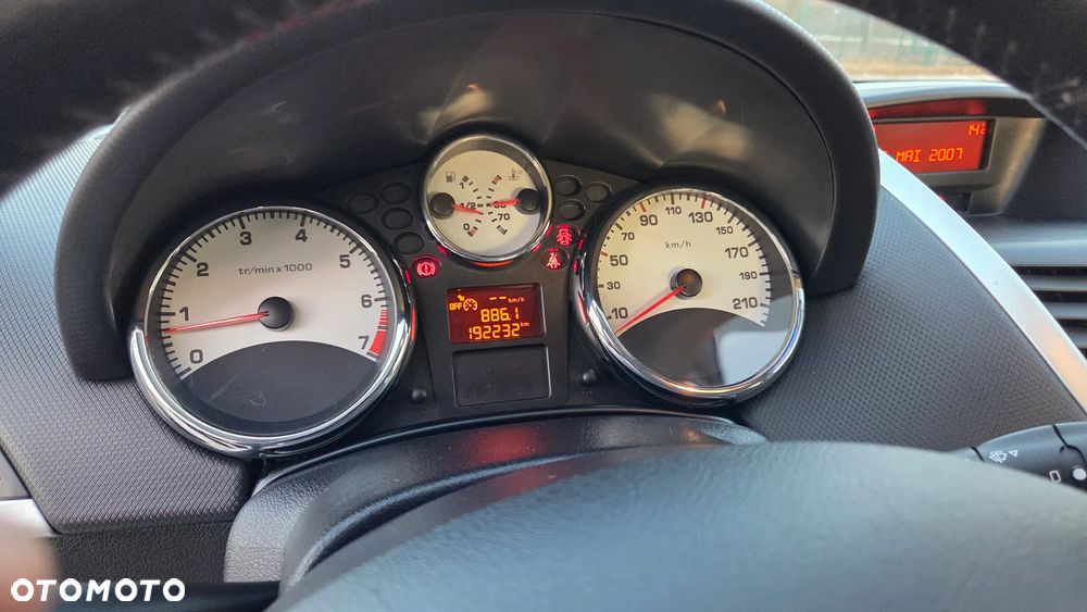 Peugeot 207 95 VTi Urban Style - 26