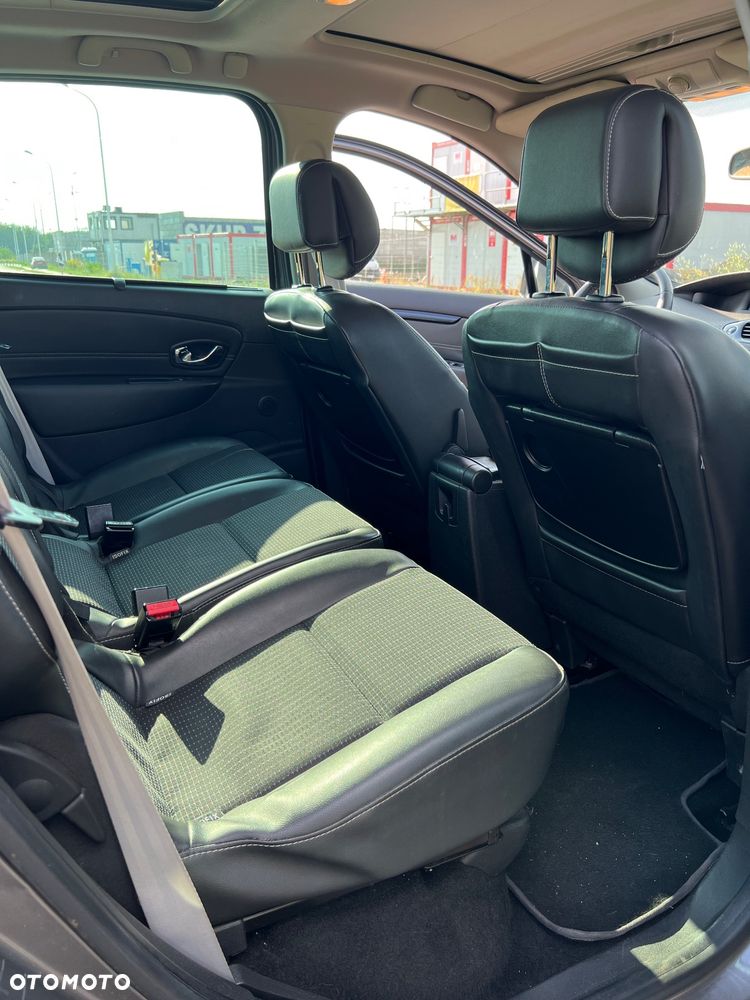 Renault Scenic - 16