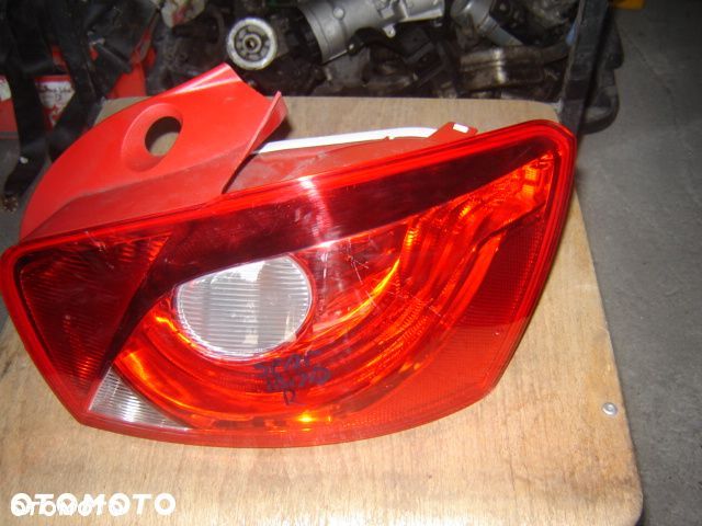 LAMPA SEAT IBIZA 09r TYŁ PRAWA LEWA ORGINAŁ - 2