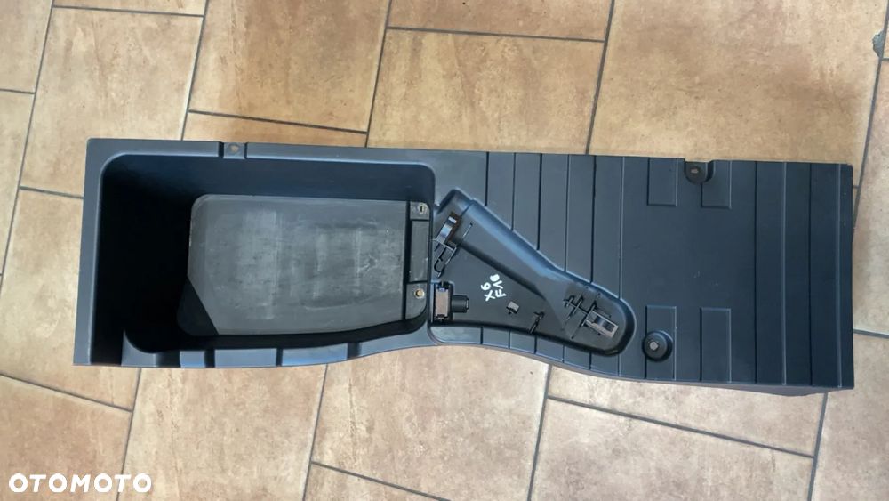BMW X6 F16 OBUDOWA OSŁONA WNĘKA AKUMULATORA 7314710 - 1