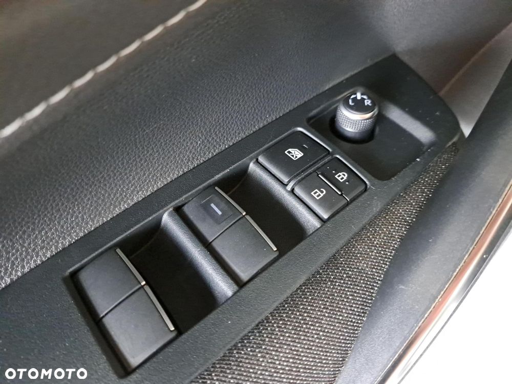 Toyota Corolla 1.8 Hybrid Comfort - 18