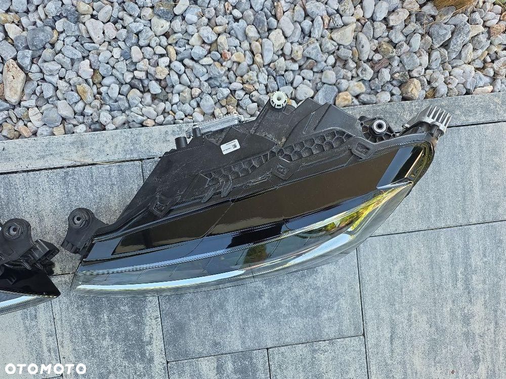 SKODA SUPERB 3 III 3V1 LIFT Kompletne Full Led Matrix 3V1941015D 3V1941016D - 7