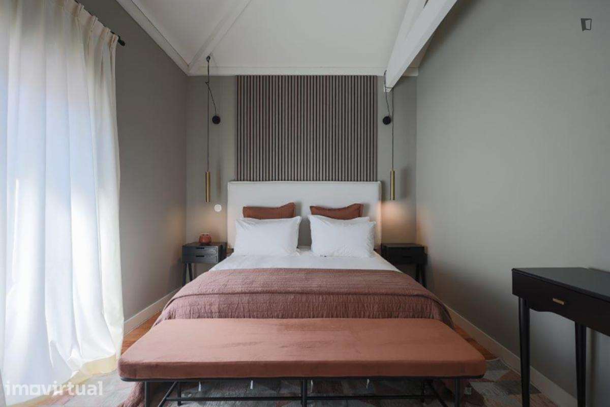 Apartamento com 2 quartos - localizado em Sé Porto - Grande imagem: 3/32