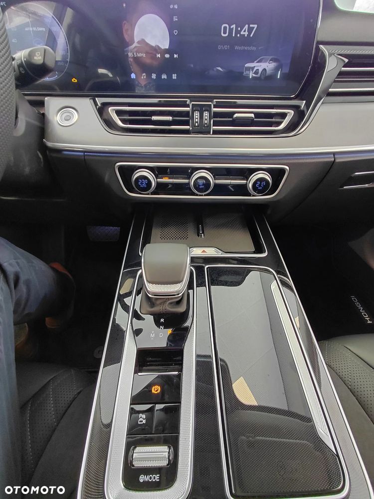 Hongqi HS5 2.0T Executive AWD - 13