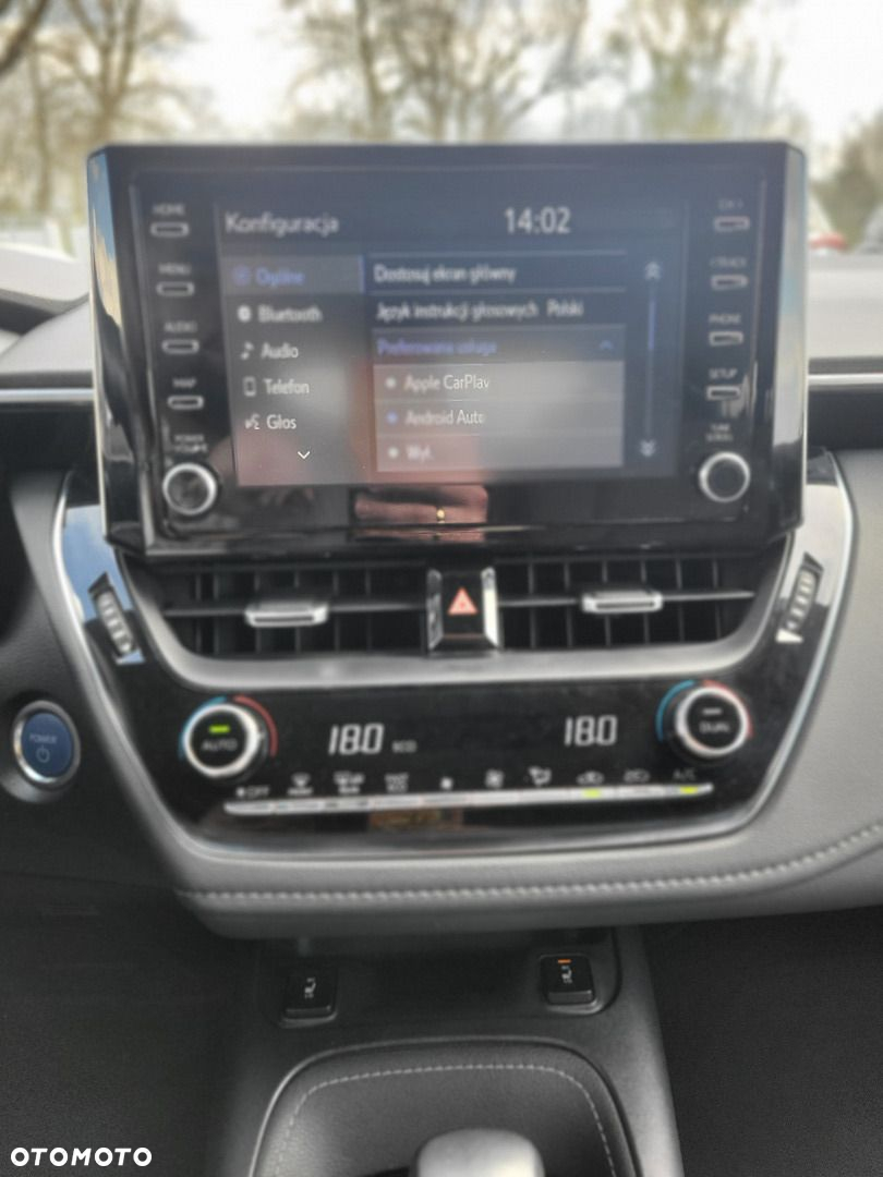 Toyota Corolla 1.8 Hybrid Comfort - 16