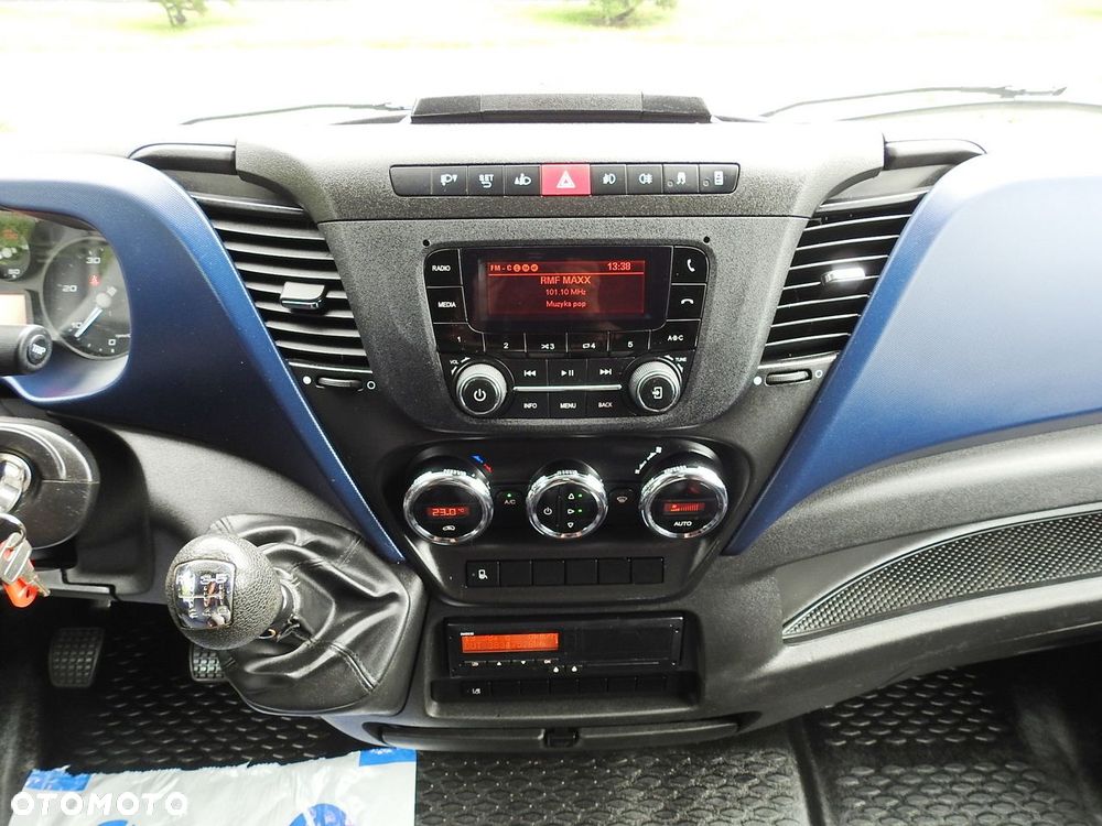 Iveco DAILY 70C18 PLANDEKA WINDA 12 PALET WEBASTO TEMPOMAT BLIŹNIACZE KOŁA KLIMATYZACJA  180KM - 34