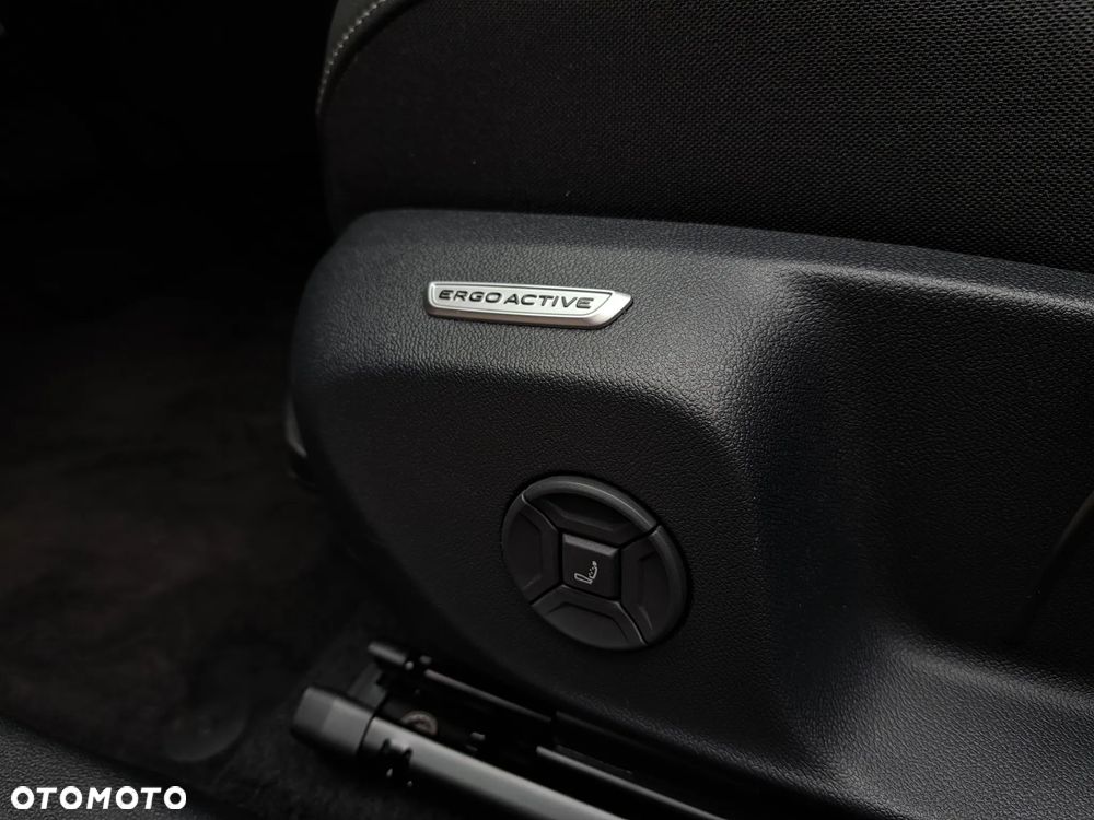 Volkswagen T-Roc 1.5 eTSI Style DSG - 25