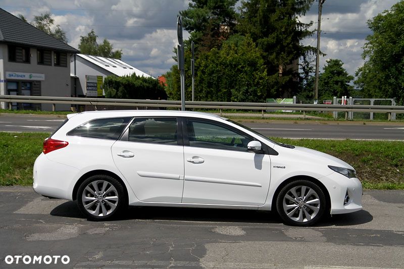 Toyota Auris - 5