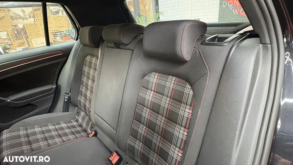 Volkswagen Golf 2.0 TSI OPF DSG GTI - 22