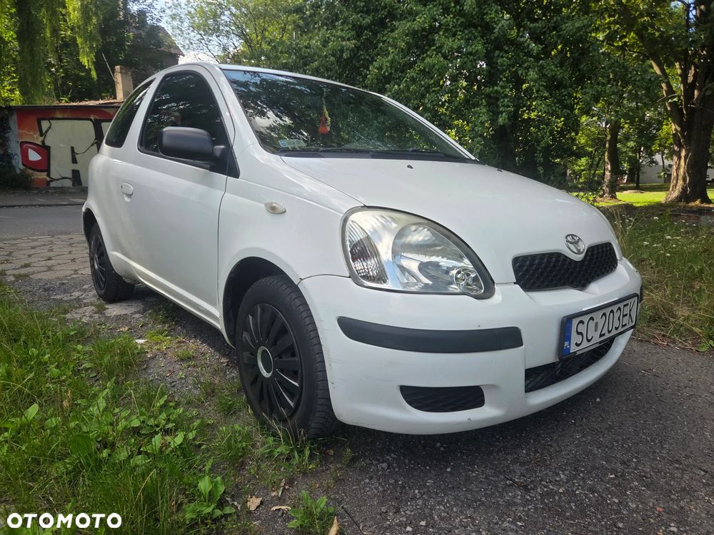 Toyota Yaris 1.0 Base - 2