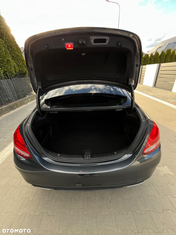 Mercedes-Benz Klasa C 300 7G-TRONIC AMG Line - 7