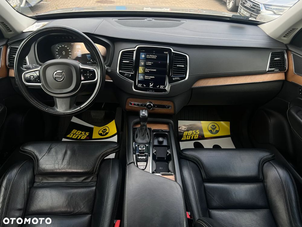 Volvo XC 90 - 16