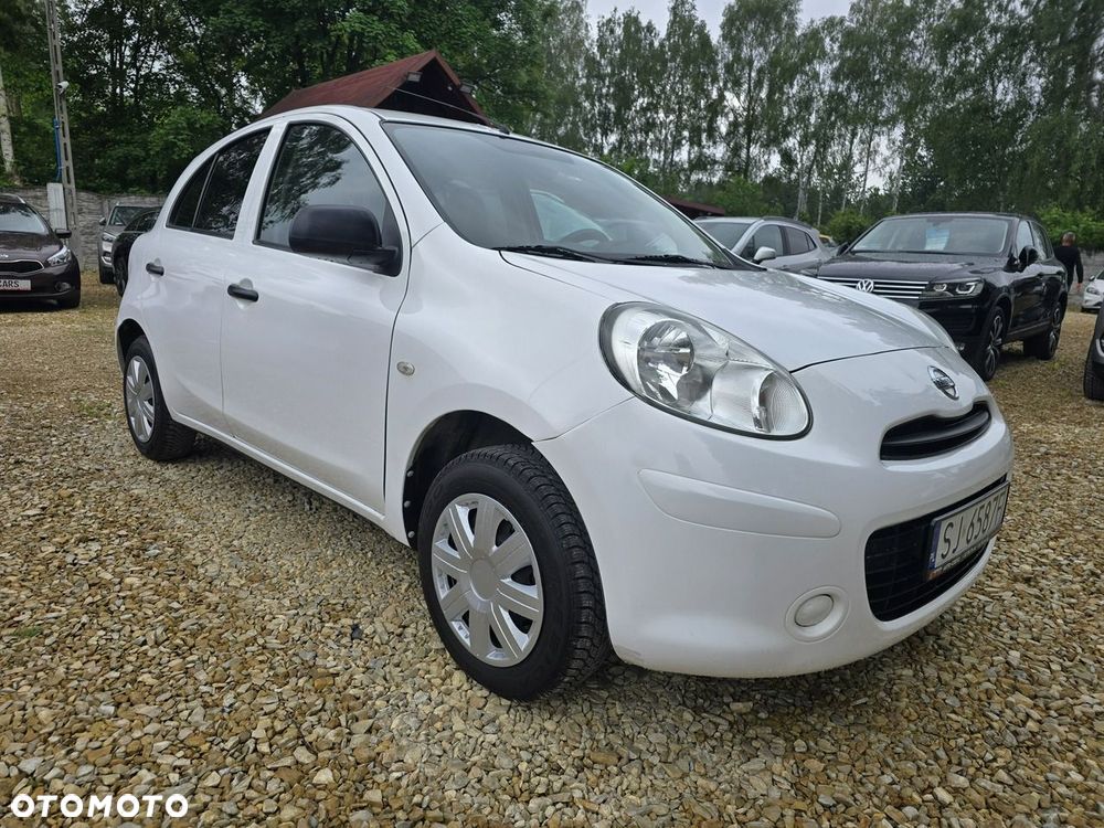 Nissan Micra - 1
