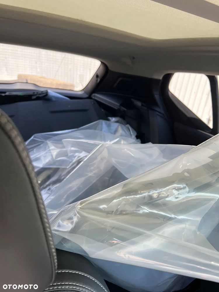 Volvo XC 40 - 23