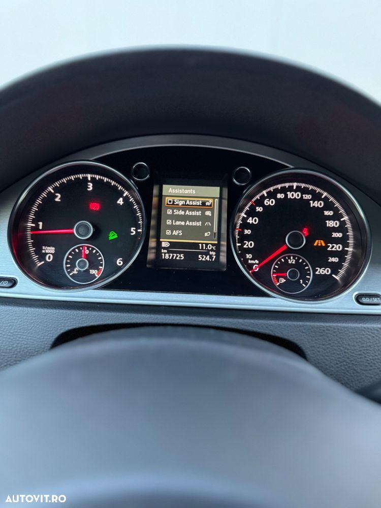 Volkswagen Passat Alltrack - 37