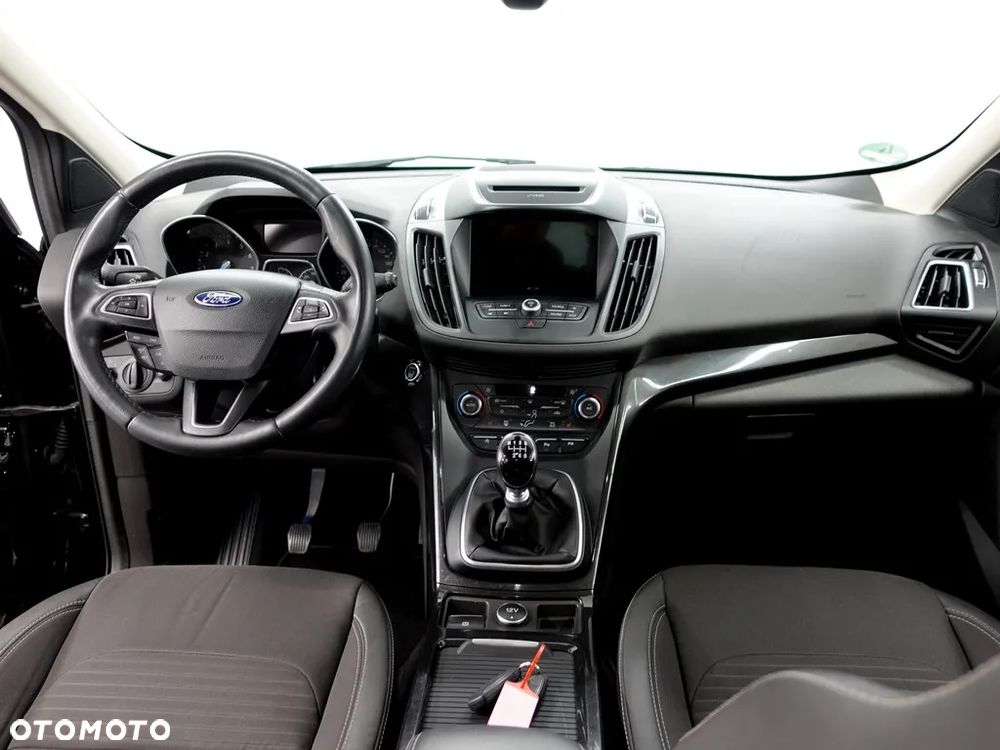 Ford Kuga 1.5 EcoBoost FWD Titanium - 6