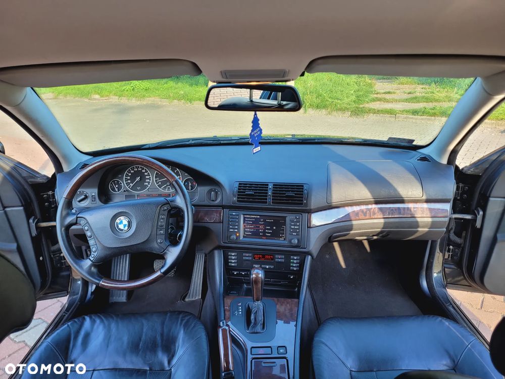 BMW Seria 5 - 26