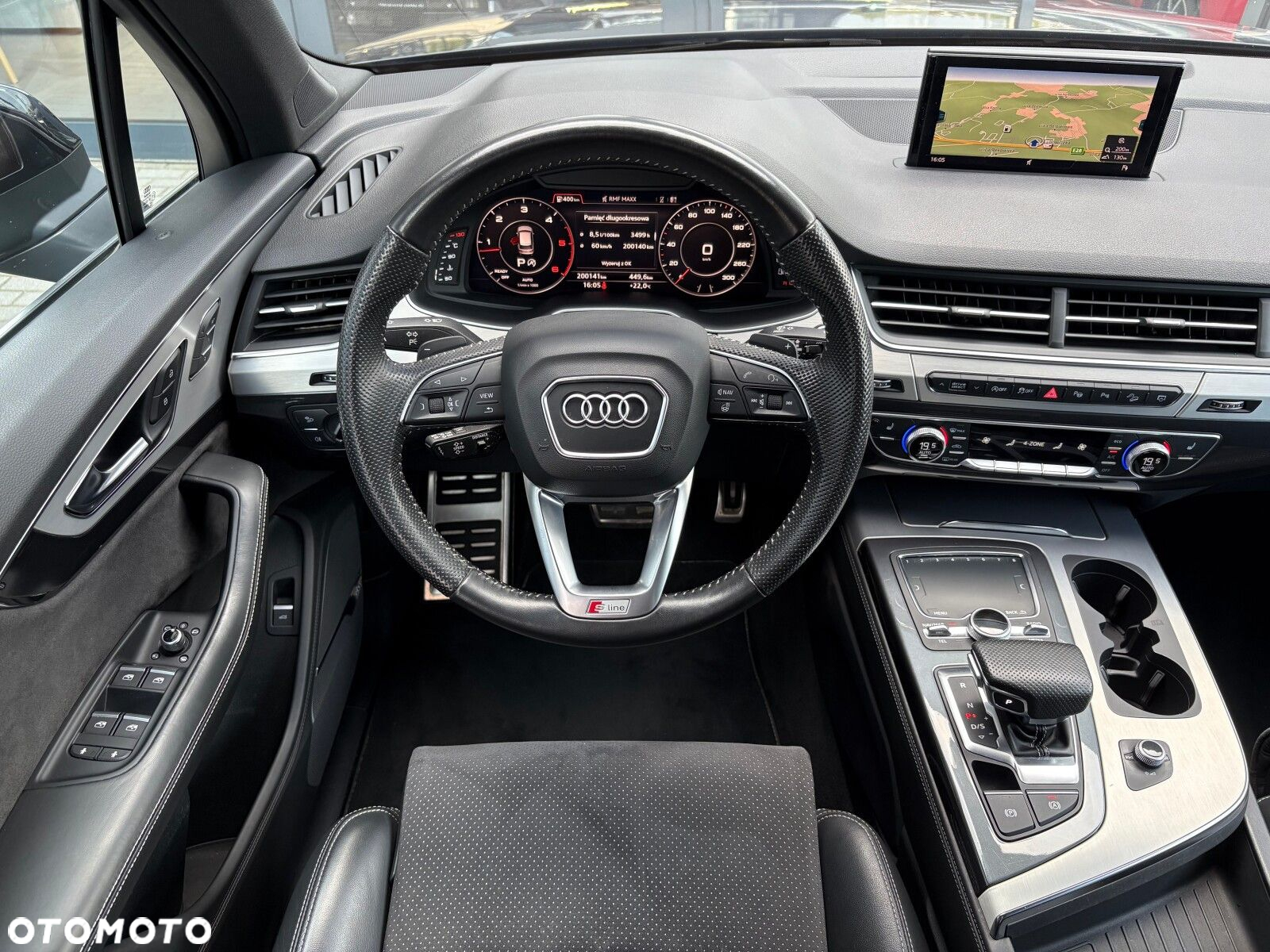 Audi Q7 - 10