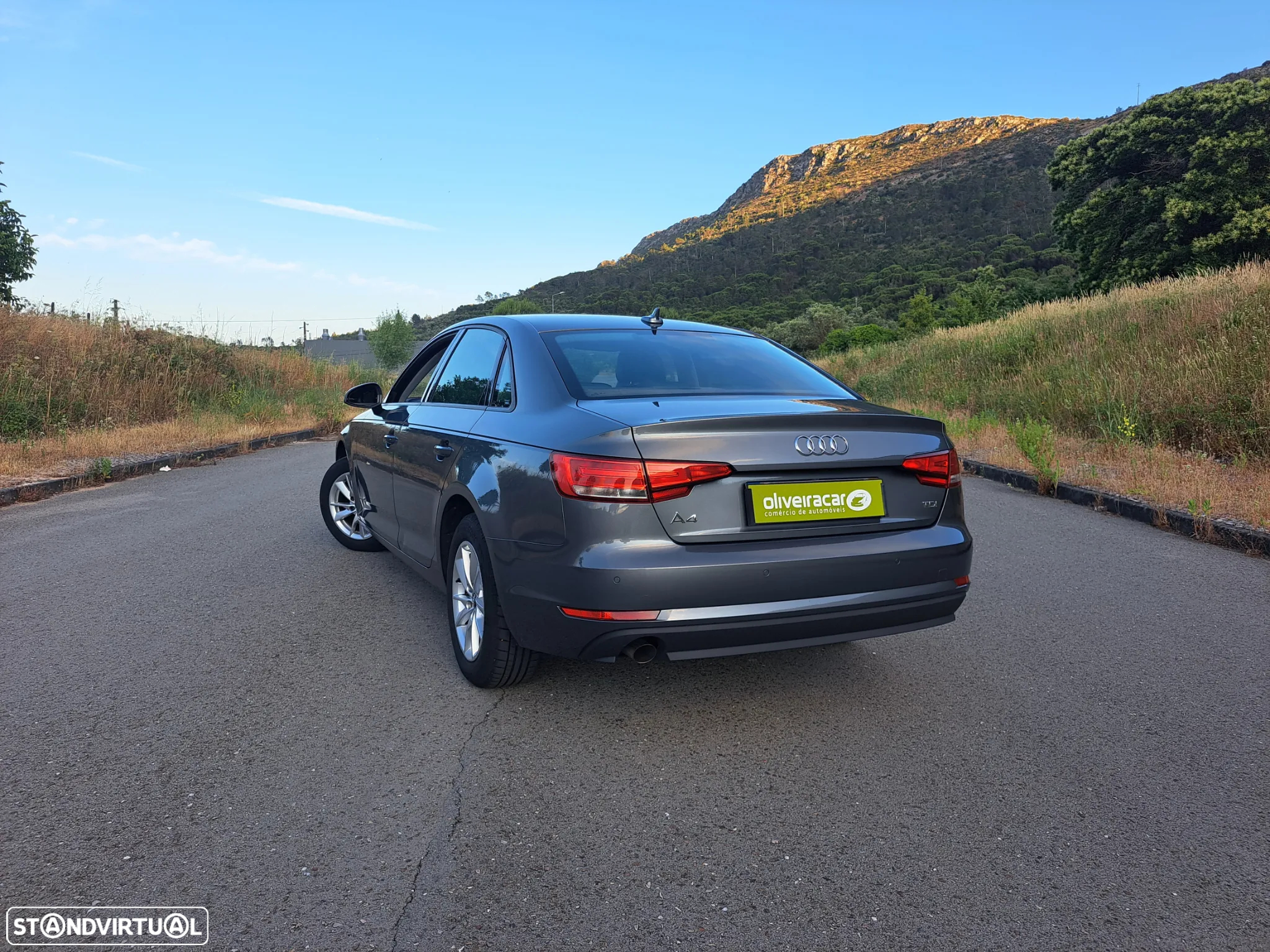 Audi A4 Avant 2.0 TDI - 29