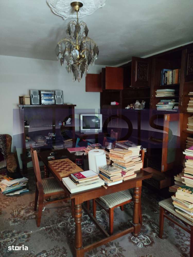VANZARE 2 CAMERE DECOMANDAT OCTAVIAN GOGA -UNIRII — fotografia 1