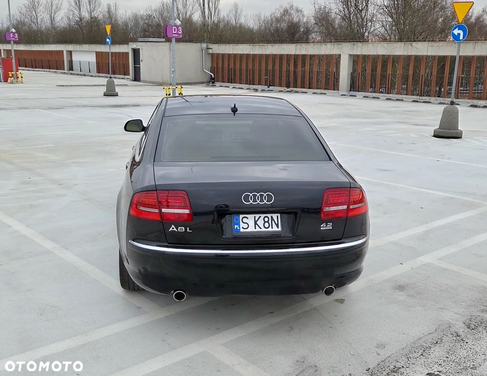 Audi A8 4.2 FSI Quattro - 5