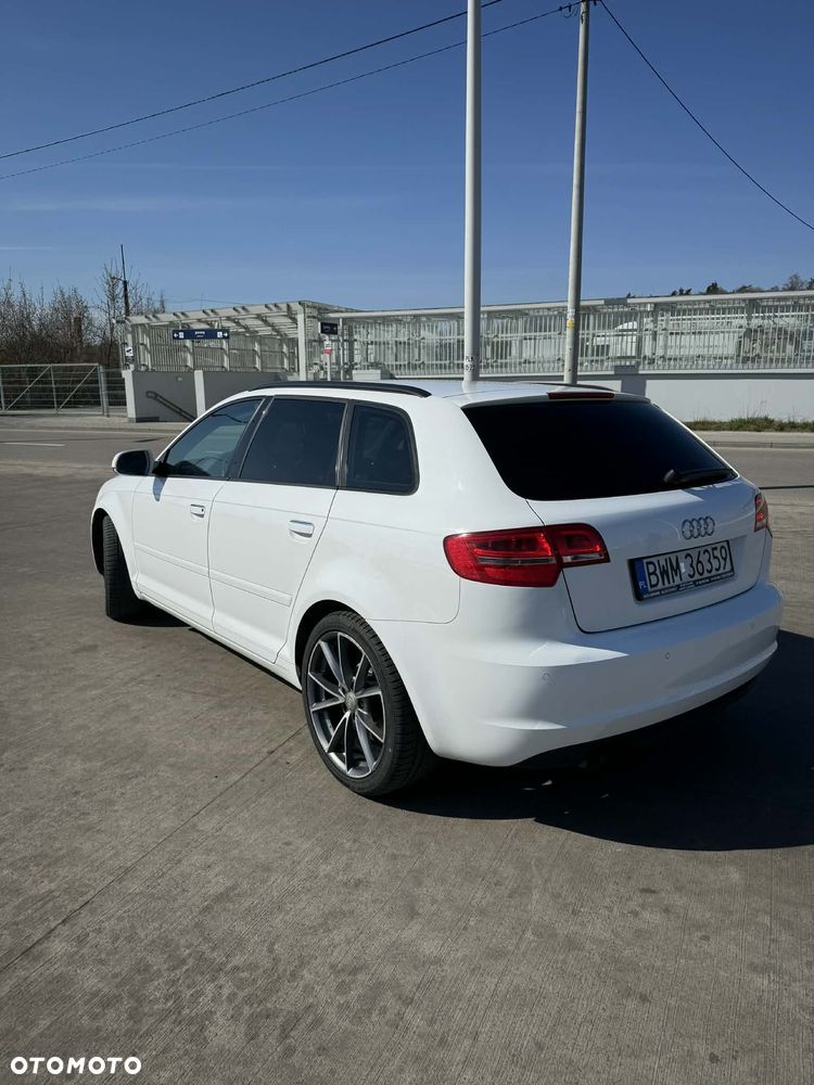 Audi A3 Sportback - 9