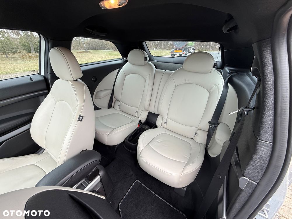 MINI Paceman Cooper SD ALL4 EU6 - 29