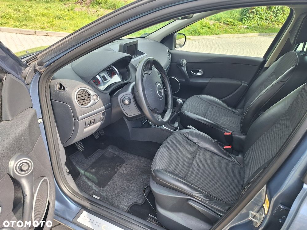 Renault Clio - 5