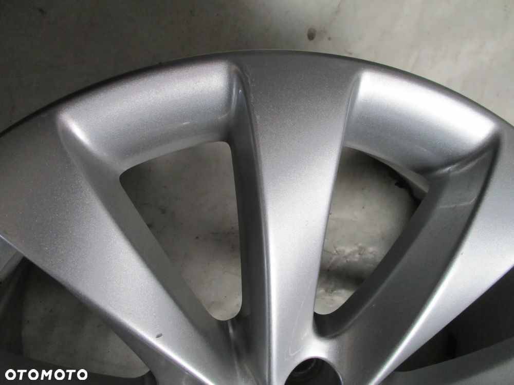 FELGA ALUMINIOWA 17 OPEL CORSA D CORSA E  ET35 - 7