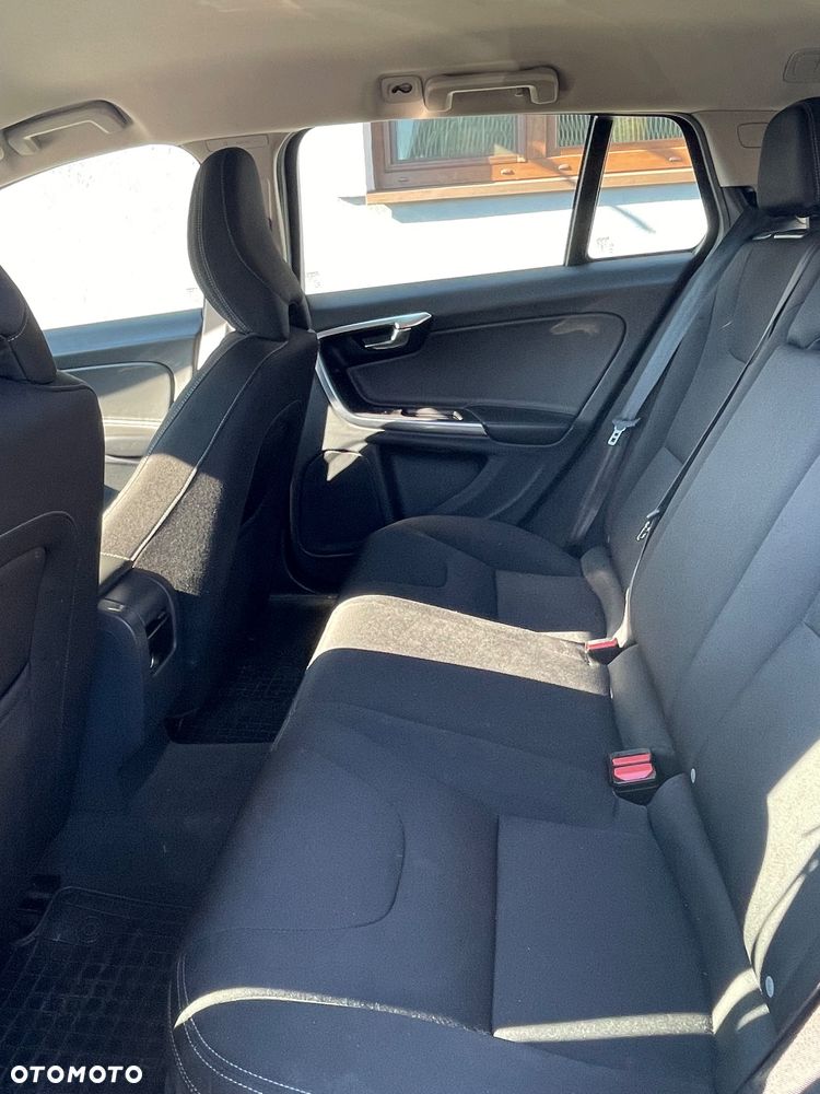 Volvo V60 D2 Drive-E Base - 11