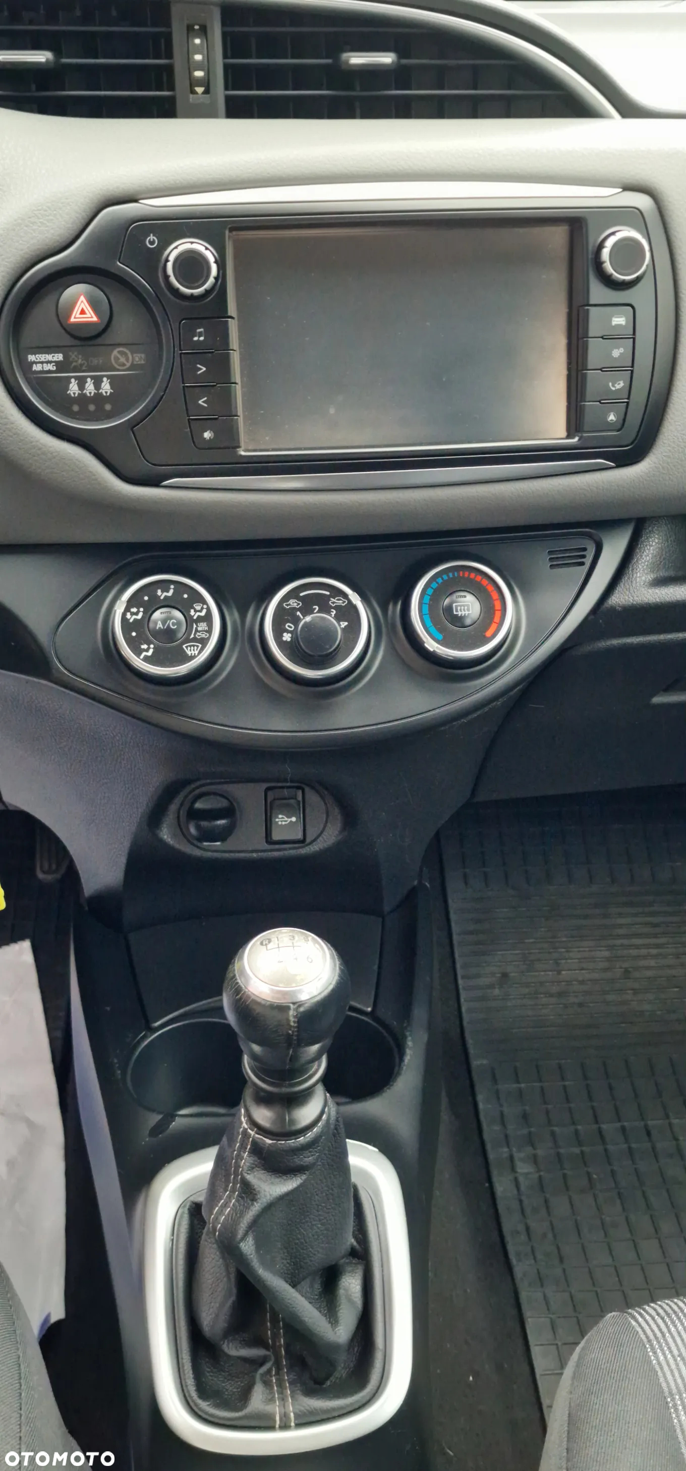 Toyota Yaris 1.33 VVT-i - 16