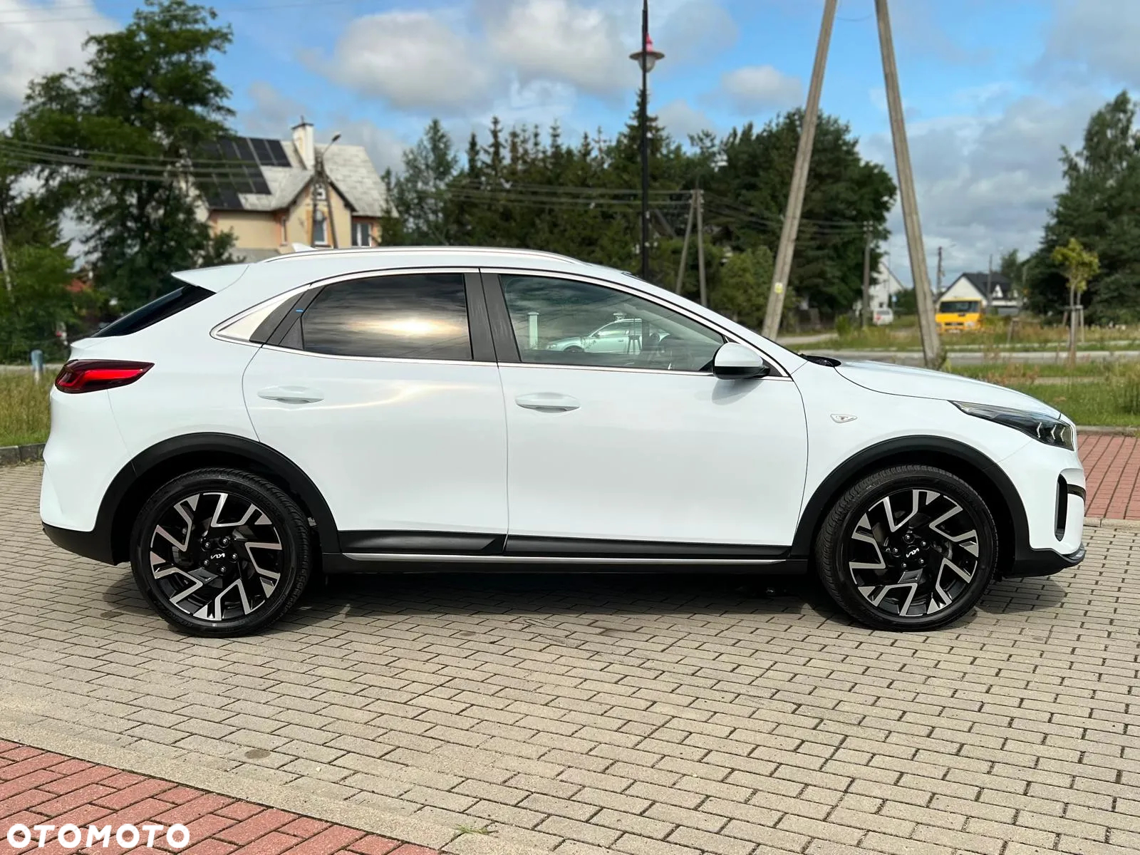 Kia XCeed 1.6 CRDi DCT7 LAUNCH EDITION - 7