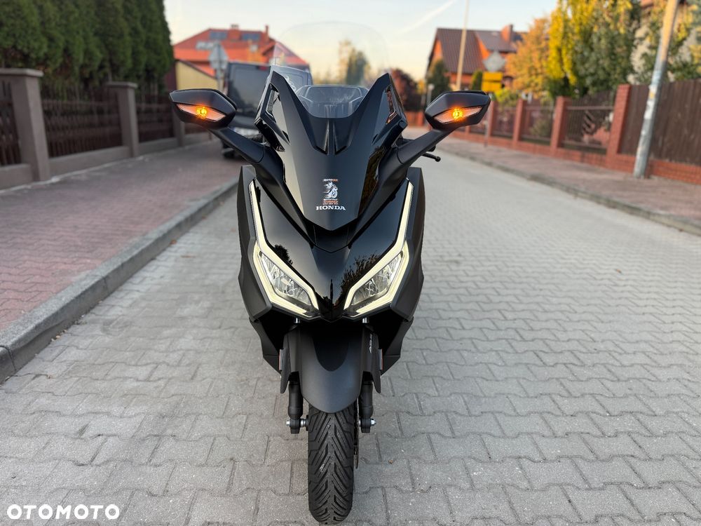 Honda NSS - 27