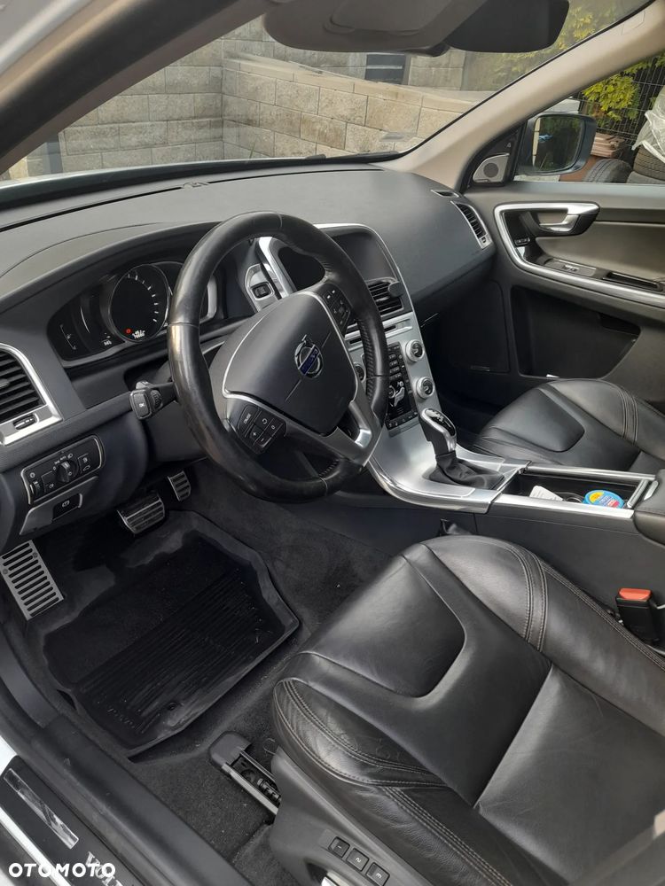 Volvo Xc 60 2017 photo 5