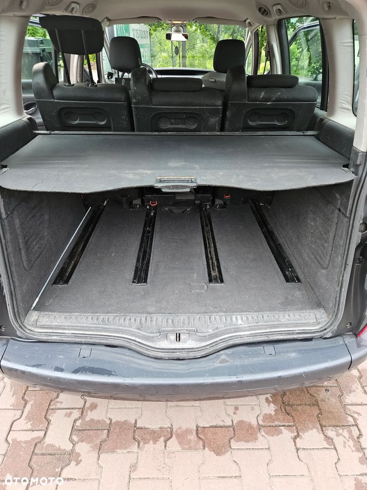 Renault Espace 2.0 dCi Expression - 13