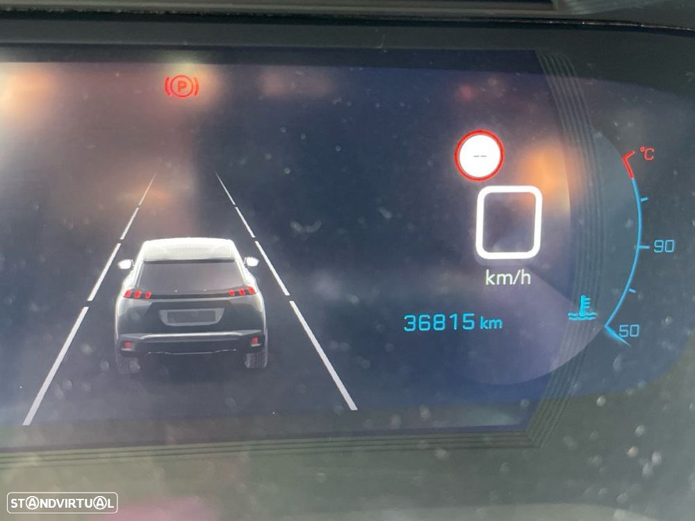 Peugeot 2008 1.2 PureTech Allure - 3