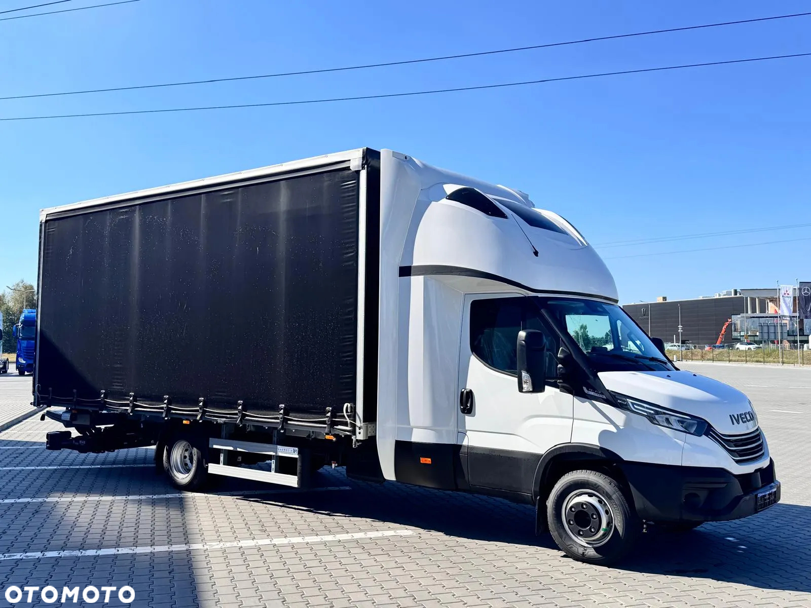 Iveco Daily 70C21HA8/P Plandeka z Windą - 14