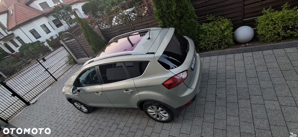 Ford Kuga 2.0 TDCi Titanium - 4