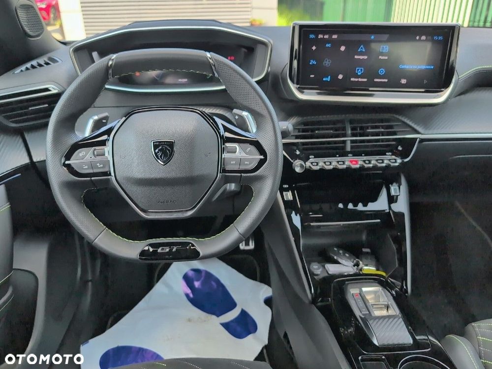 Peugeot 2008 - 13
