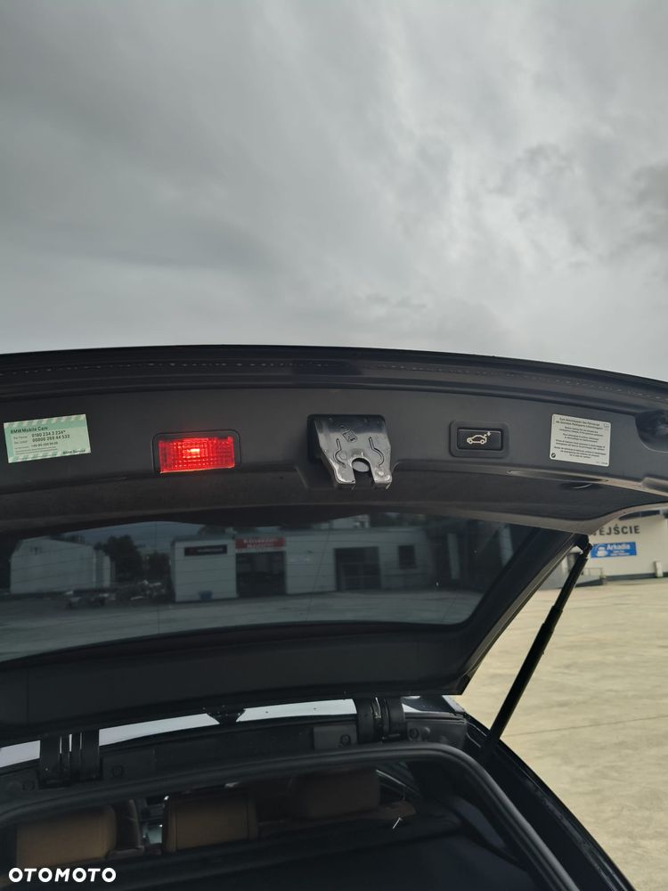 BMW Seria 5 525d - 30