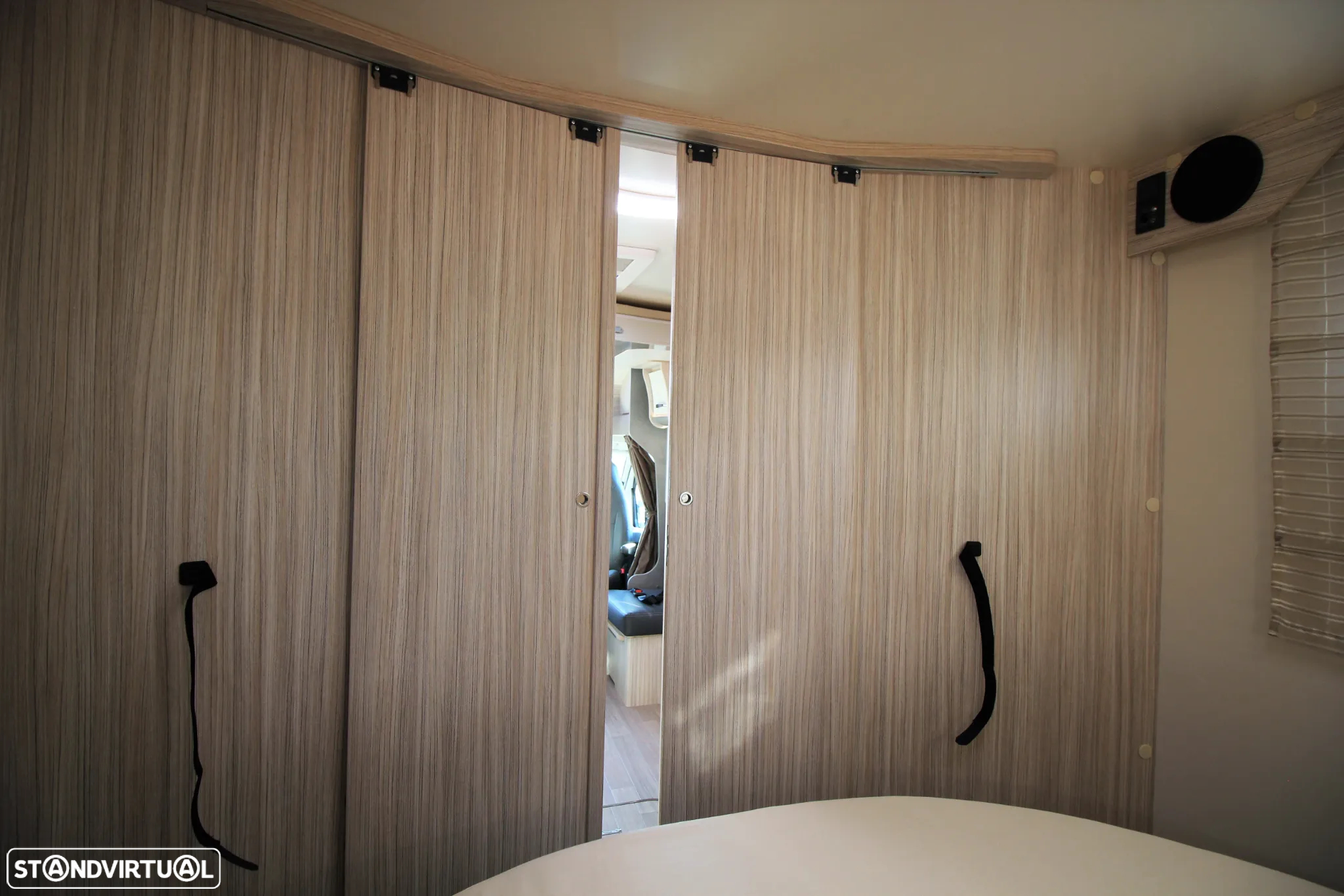 Elnagh T-Loft 581 *CAMA CENTRAL + BASCULANTE* - 9